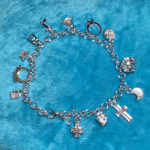 Jewelry - Fashion - Charm bracelet - silver colored - NEW